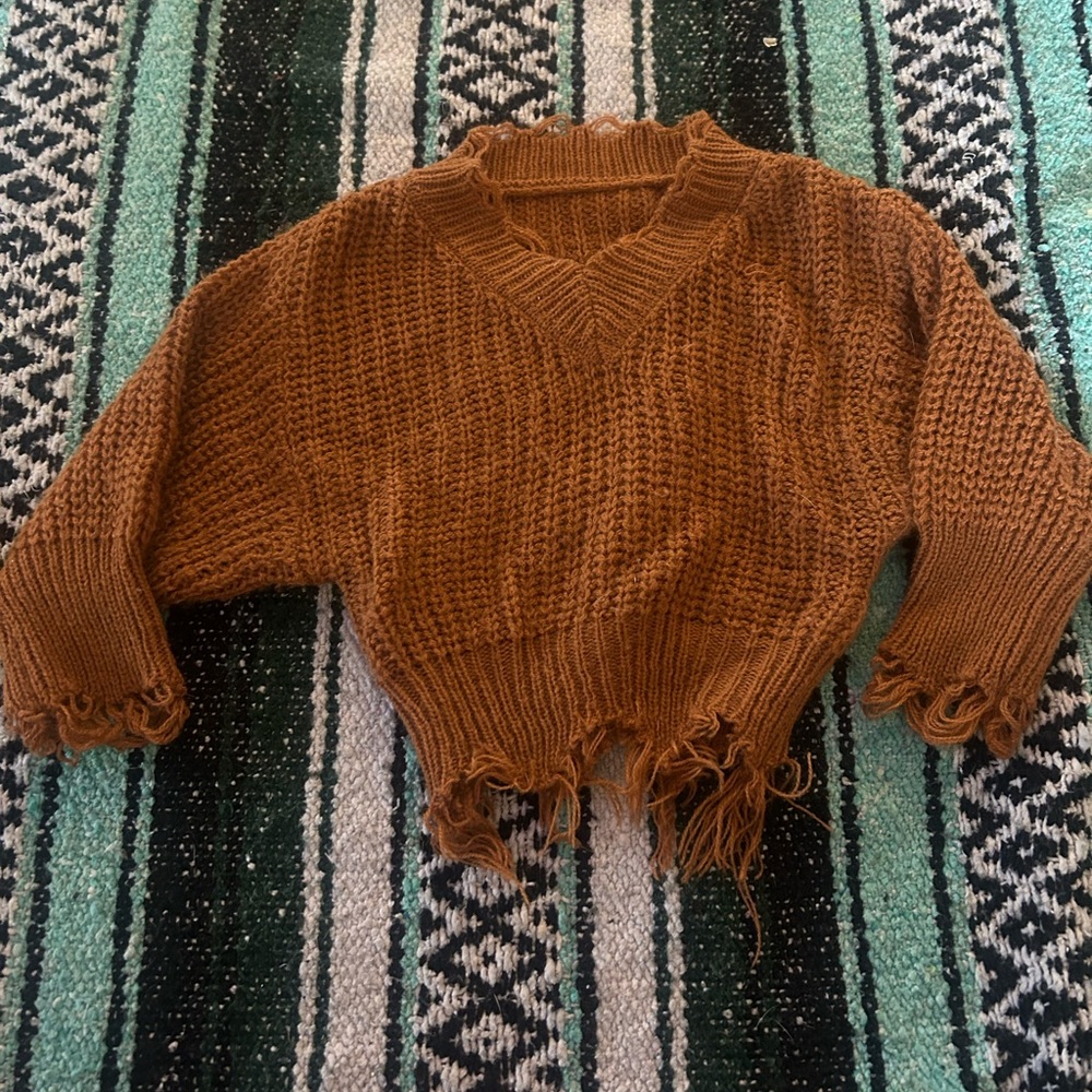 Kids destructed sweater